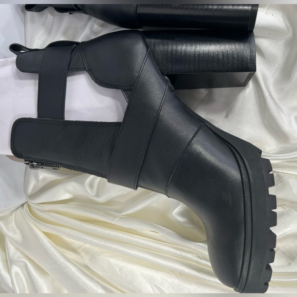 NEW Steve Madden Lavish Leather Black Zipper Boot Shoe Size 11 - Picture 4 of 13